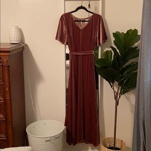 Velvet Revelry Dress in Dusty Rose